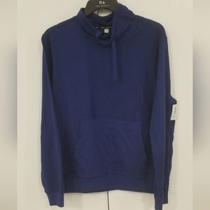 Pullover sweater new medium sized new without tags